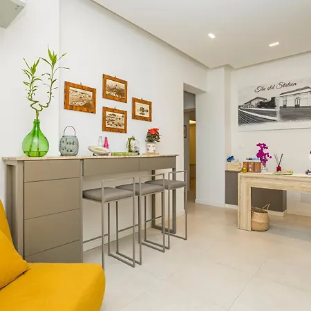 Bed & Breakfast La Vecchia Stazione Aci Castello
