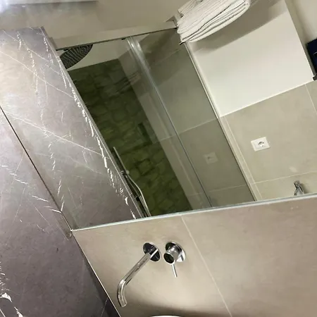 La Vecchia Stazione آتْشّي كاستيلّو