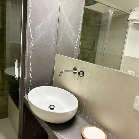 La Vecchia Stazione 3* آتْشّي كاستيلّو